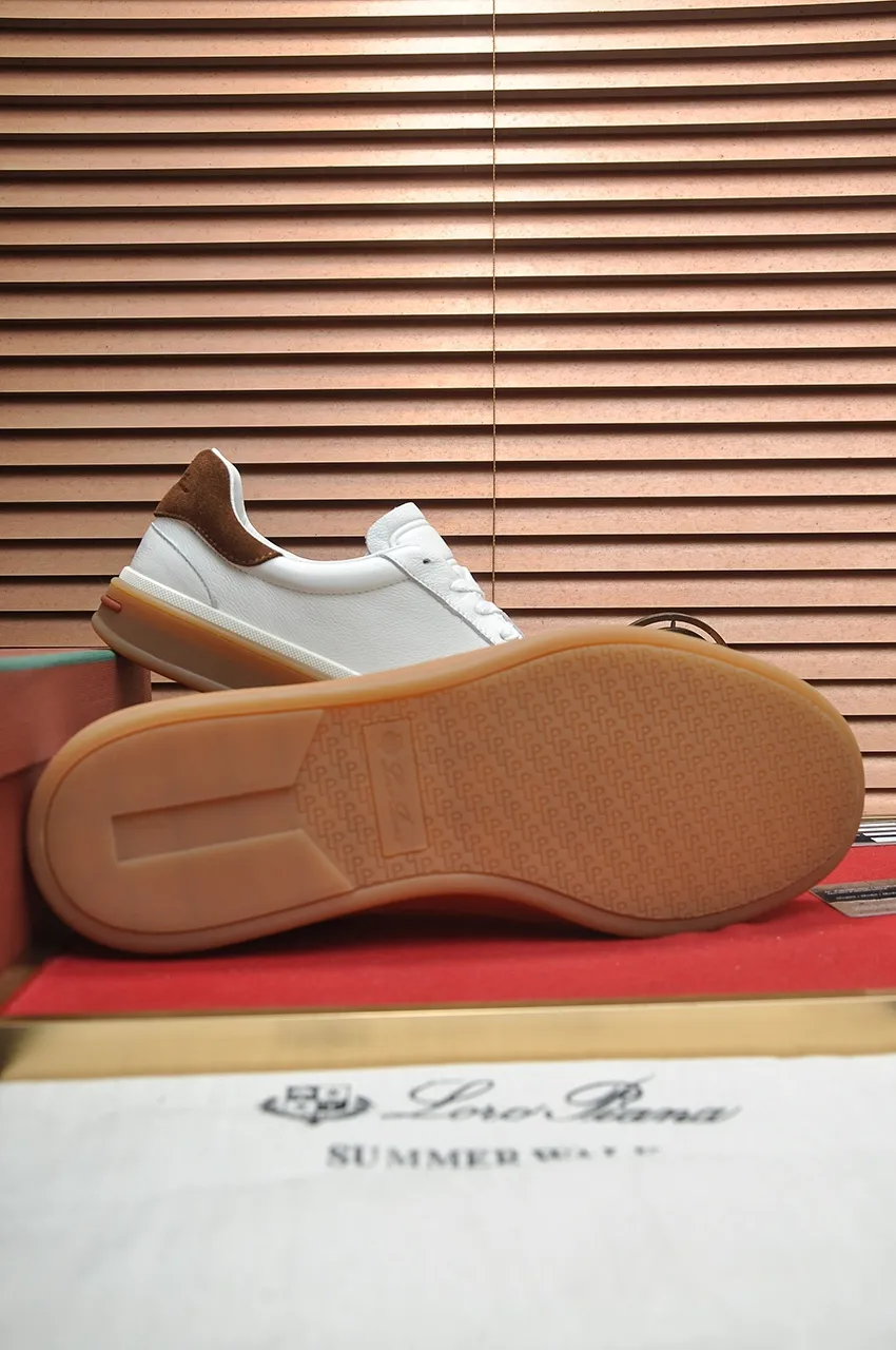 Men's men's shoes 💰540💶【𝐥𝐨𝐫𝐨 𝐏𝐢𝐚𝐧𝐚】lp classic loafers, an Italian treasure brand, the only brand that can match Hermès! Only after wearing it do we realize that we cannot let down our feet. The upper is imported cashmere, the lining of water-dyed cowhide ➕ the cowhide feet, the official original glass rubber outsole, and the pendant. Exclusive original packaging (tag ➕ brand paper ➕ outer box ➕ hand bag) code number: 38-45